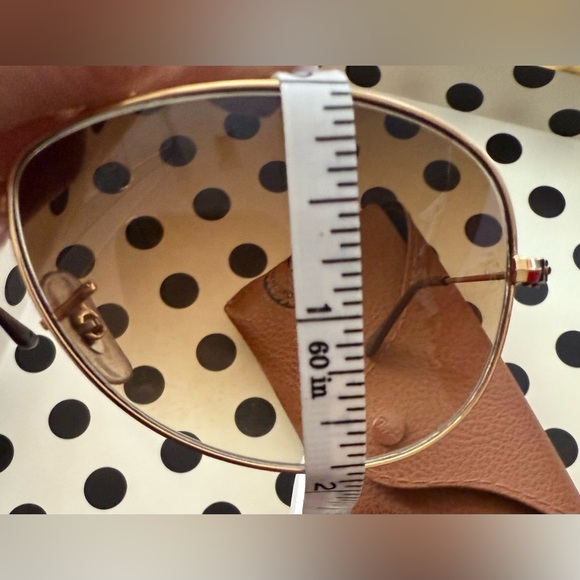 Ray Ban sunglasses with tags - Picture 15 of 15